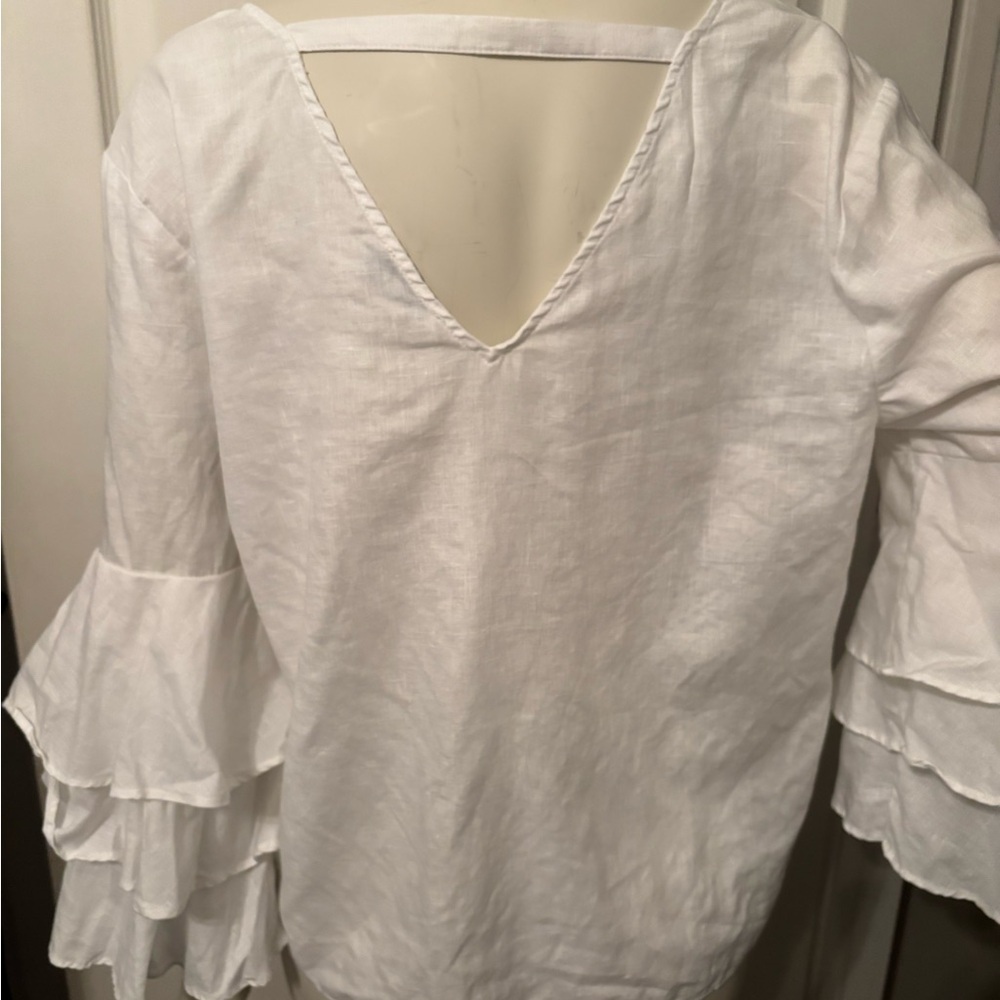 Neiman Marcus linen bell sleeve top M - Picture 3 of 6